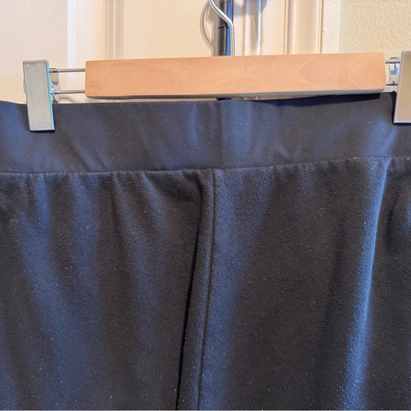 Victoria Sport elastic Waist Women’s Black Sweatpants Elastic Hem Pockets Sz M - Picture 7 of 10